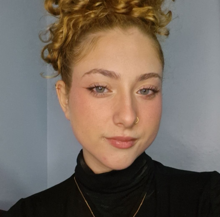 Isabel estagiaria social media Marketing digital One agencia de marketing digital